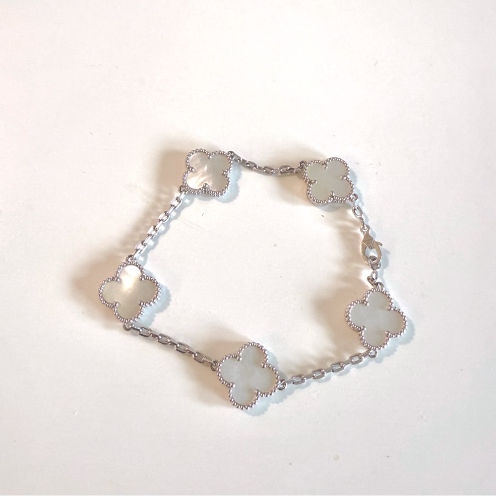 Silver and shell Flower Bracelet